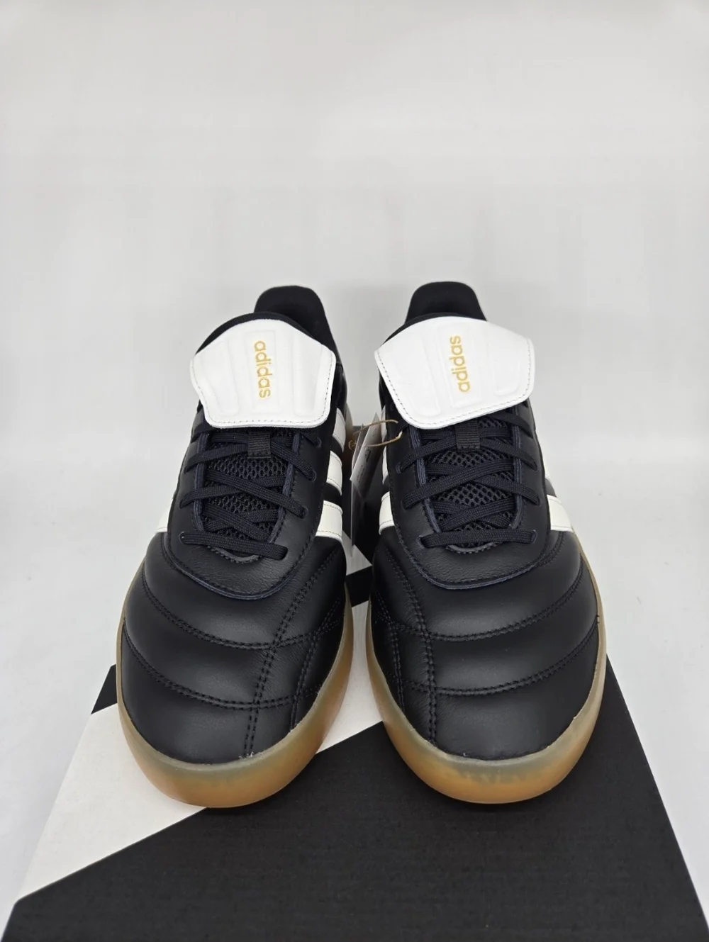 adidas Men's Barreda Mundial HQ2351 Black White Gum Shoes Size 10.5 New